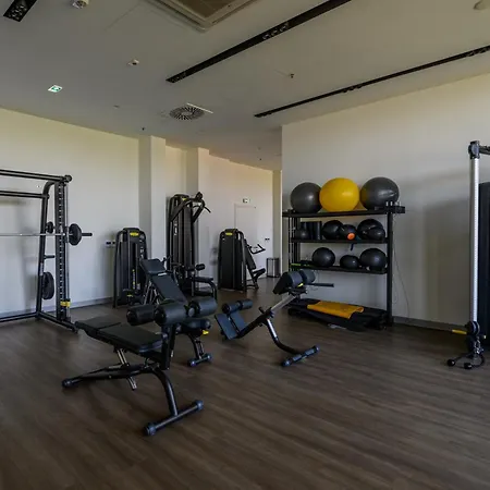 Apartment Luxury With Pool&gym *