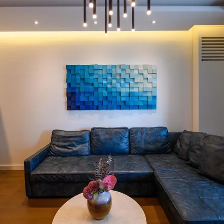 Apartment Luxury With Pool&gym *